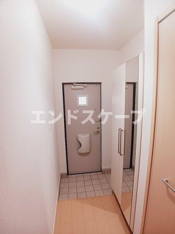 メゾン　Ｗｉｓｔｅｒｉａの玄関|高崎、前橋のお部屋探しはエンドスケープまで！お客様の理想お聞かせ下さい♪