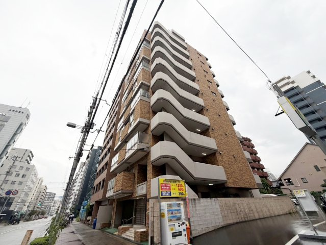 第2アーバンス新大阪の外観