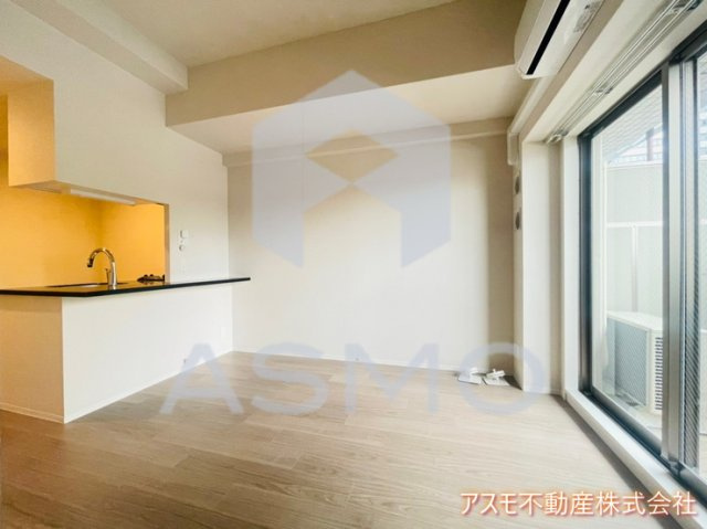 【居間・リビング】 | エスリードレジデンス大阪天王寺 | 同マンション別部屋　参考写真