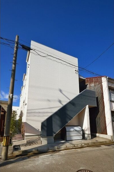 Tom’s　Tenement　3(トムズテネメのその他共用部分
