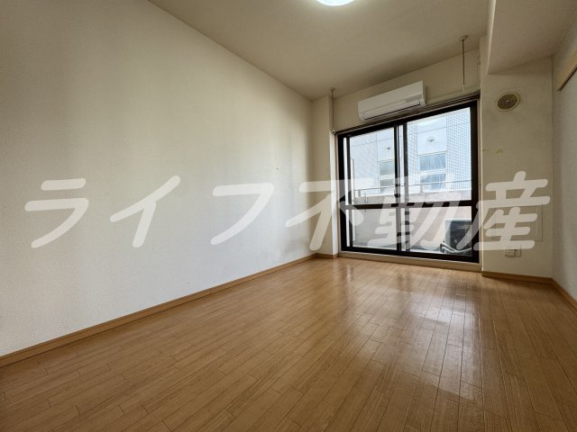 ヴィアルCity深江の居間・リビング|居間です
