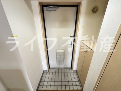 ヴィアルCity深江の玄関|明るい玄関です