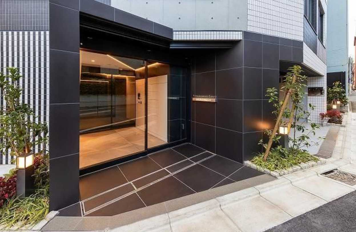 ルネサンスコート桜新町　フリーレント　礼金０　築浅のエントランス