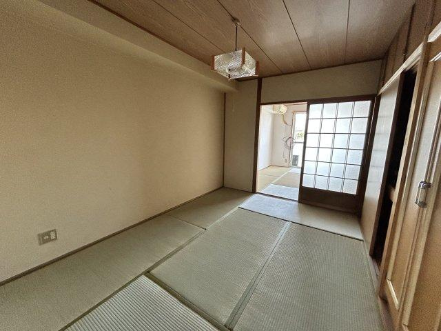 宮元マンションの居間・リビング