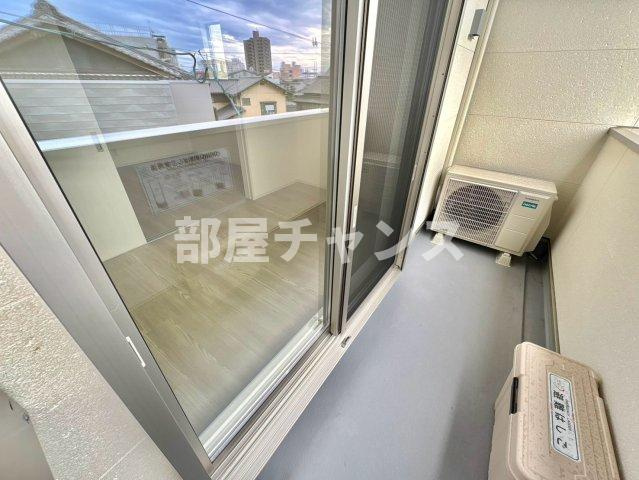 ジーメゾン中川コンフィエのバルコニー