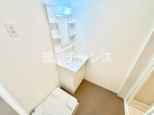 ジーメゾン中川コンフィエの独立洗面台