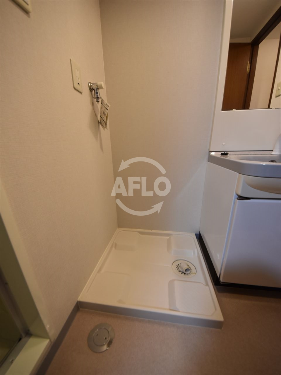 ヒズ・イマージュ北浜のその他|ヒズ・イマージュ北浜　洗濯機置場