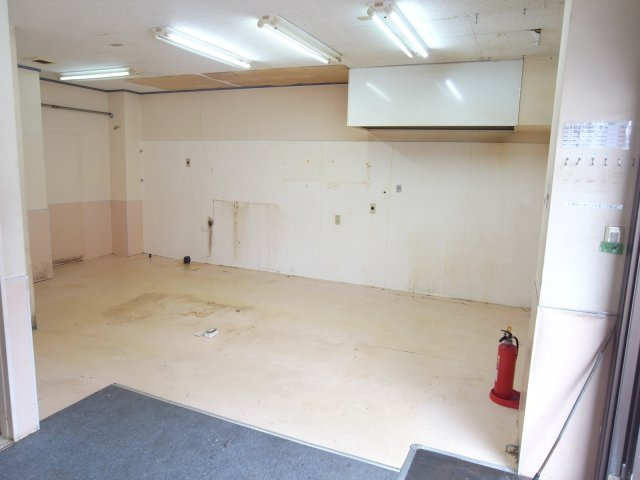 尼崎市大庄中通２丁目の店舗事務所