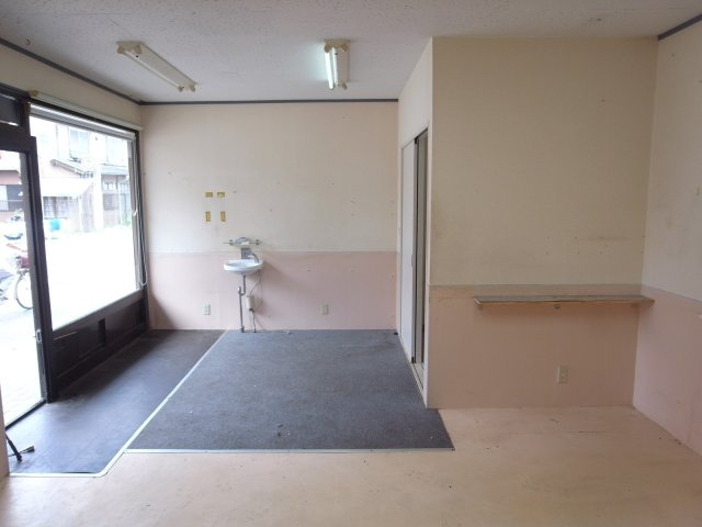 尼崎市大庄中通２丁目の店舗事務所