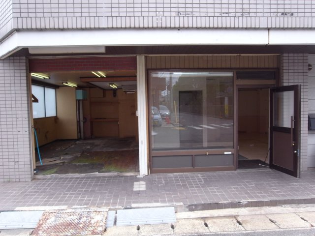 尼崎市大庄中通２丁目の店舗事務所