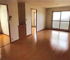 芦屋市精道町の賃貸マンションの居間・リビング