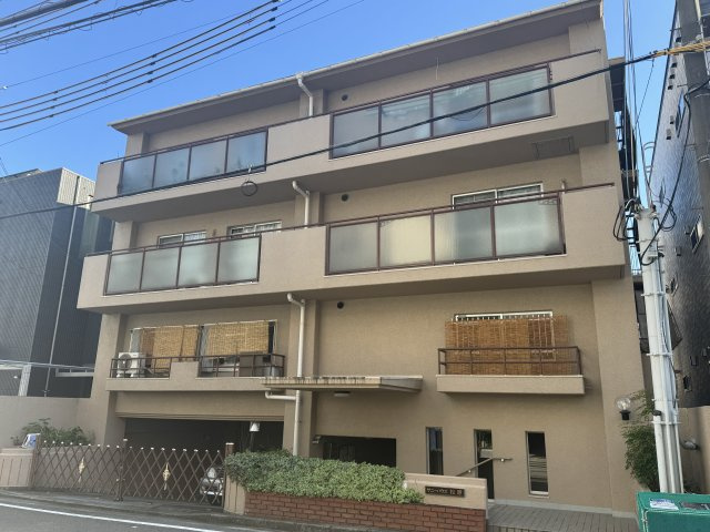 西宮市松原町の賃貸マンションの外観