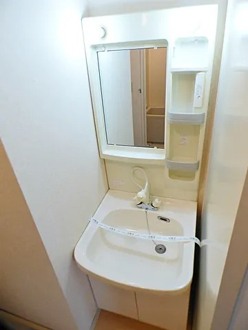 芦屋市翠ケ丘町の賃貸マンションの洗面所
