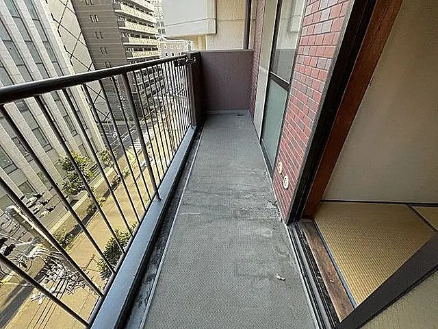 ライオンズマンション三宮のバルコニー