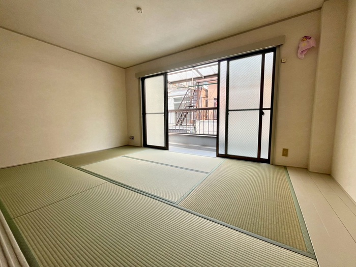 神戸市中央区北長狭通３丁目の賃貸マンションの居間・リビング