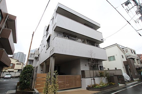 本駒込ウエストの外観