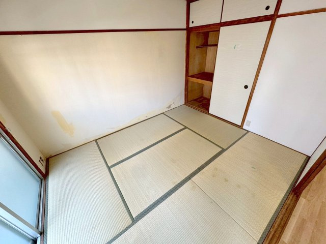 樋口マンションの和室
