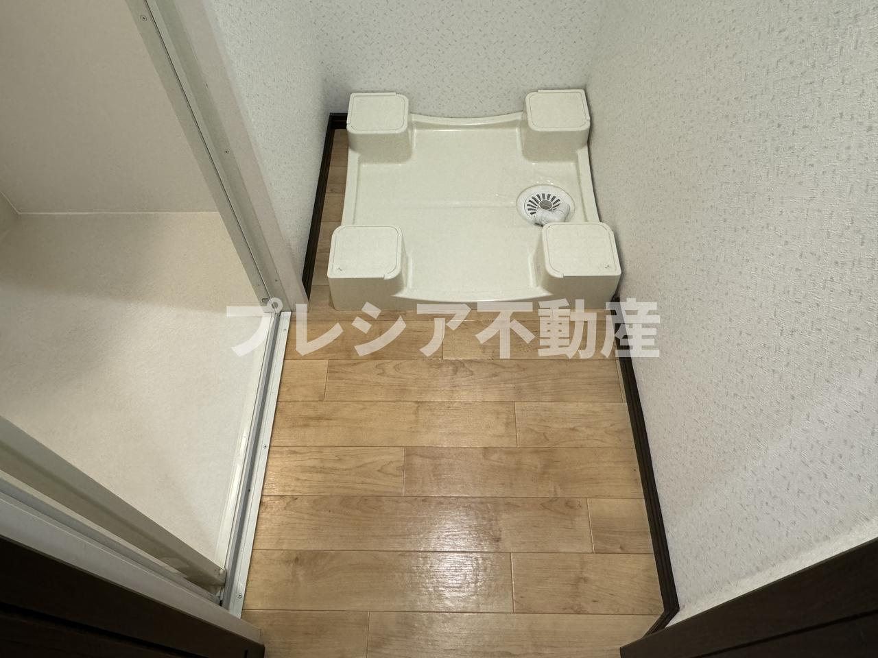 新和パレス西宮ガーデンズ前の玄関