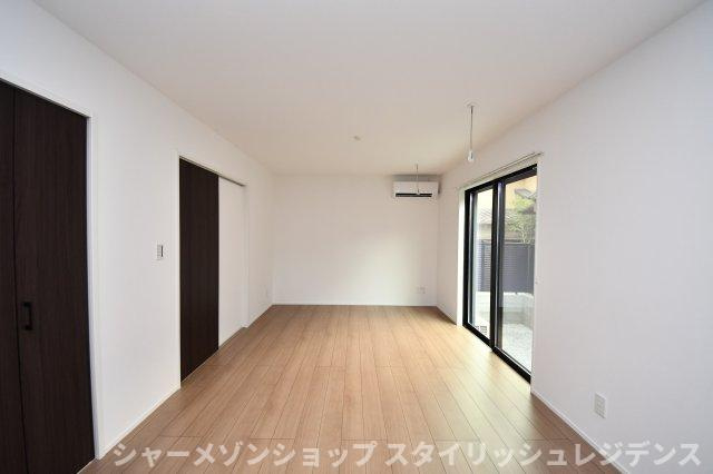 北九州市小倉北区霧ケ丘１丁目の一戸建ての居間・リビング