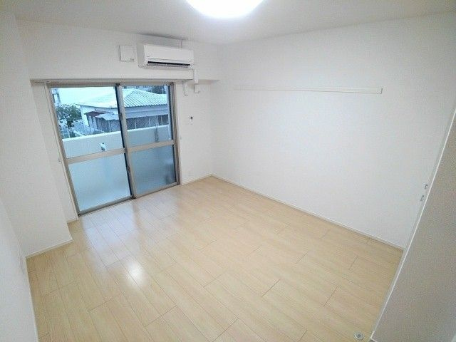 【洋室】アーバンライフ　那覇