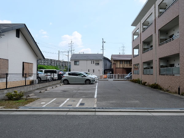 【駐車場】 | コルパーロ上牧