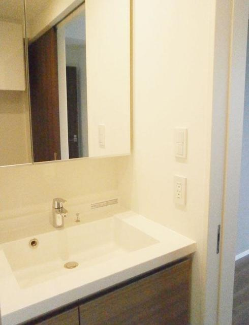 パークアクシス菊川の洗面所|※写真は同タイプ住戸です。