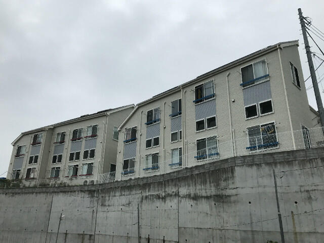 川崎市多摩区西生田３丁目のアパートの外観|外観は落ち着いています