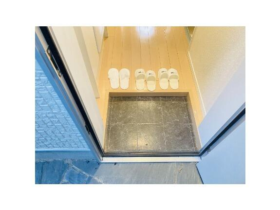 川崎市多摩区西生田３丁目のアパートの玄関|明るい玄関です