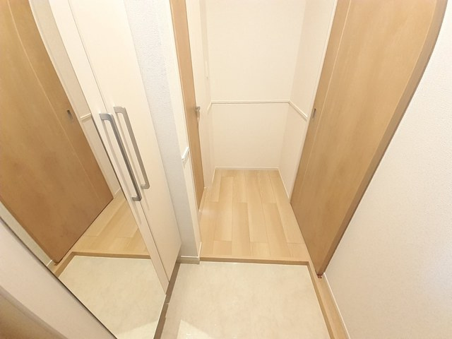 エリタージュ生田の玄関|参考写真