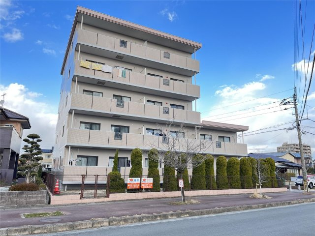 エトワール大善寺の外観|綺麗な外観です☆