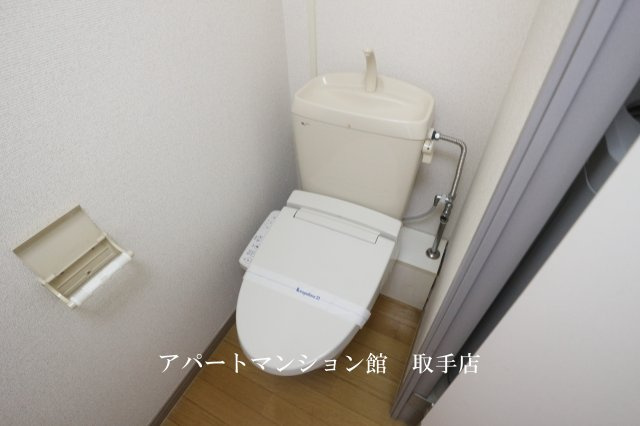 レオパレスグリーンハイツBのトイレ