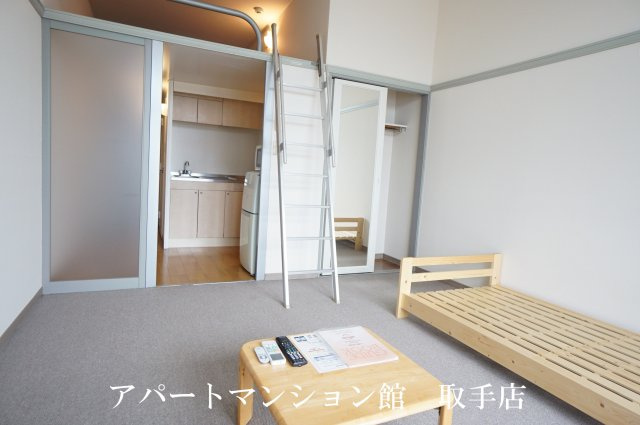レオパレス井野の居間・リビング|画像6