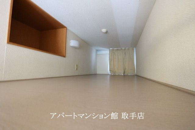 レオパレスシェソワⅡの寝室