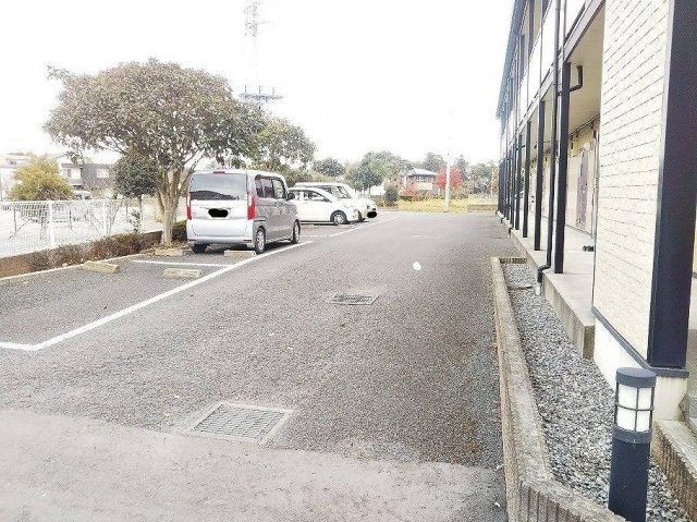 レオパレス沼崎の駐車場|画像10