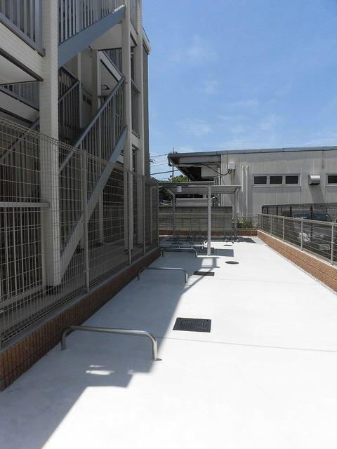 稲城市東長沼のアパートのその他共用部分