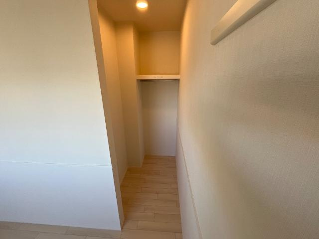 (仮)スターテラスⅡ針ヶ谷町新築アパートの収納|ウォークインクローゼット（イメージ）