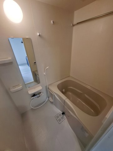 ソリティア西宮池田の浴室