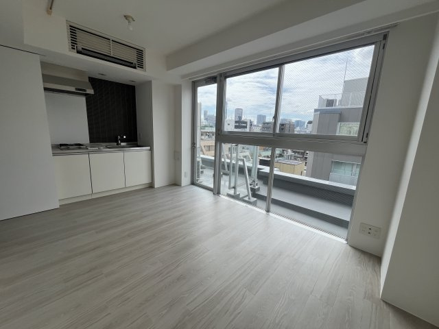 港区麻布十番２丁目の賃貸マンションの居間・リビング