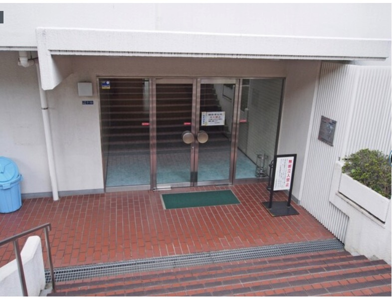 ★仲介手数料無料★パシフィック魚藍坂のエントランス
