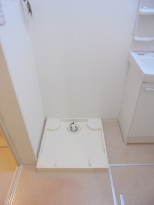 ※参考写真　　室内洗濯機置き場