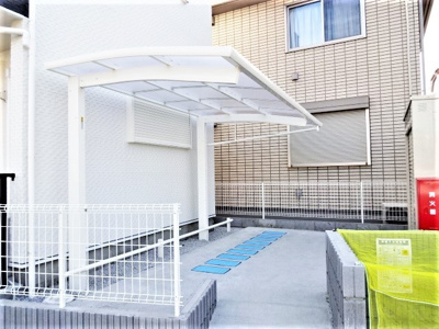屋根付きの駐輪場