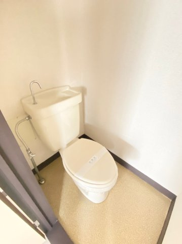 メゾン中台のトイレ