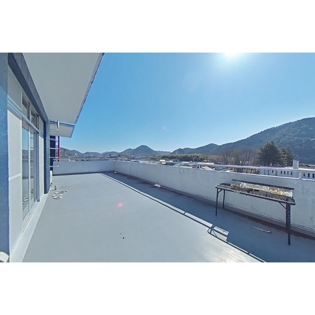岐阜市雄総桜町３丁目の住宅付店舗一部のバルコニー|5階