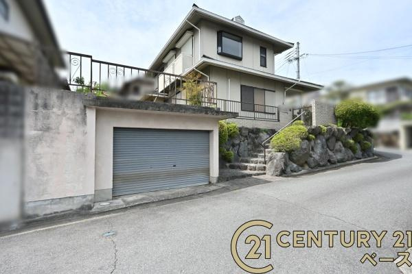 大和郡山市矢田山町の中古一戸建の外観|■現地撮影写真■大和ハウス施工・平成３年 新築・駐車スペース２台有りの邸宅です！お気軽にお問い合わせください！