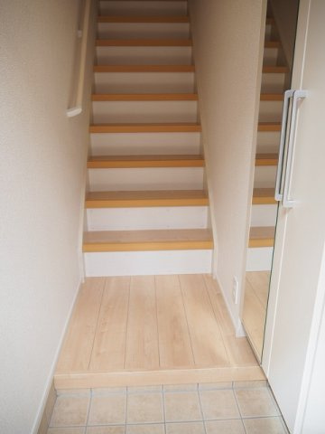 ラフィーユの玄関|毎日通る玄関はこちらです