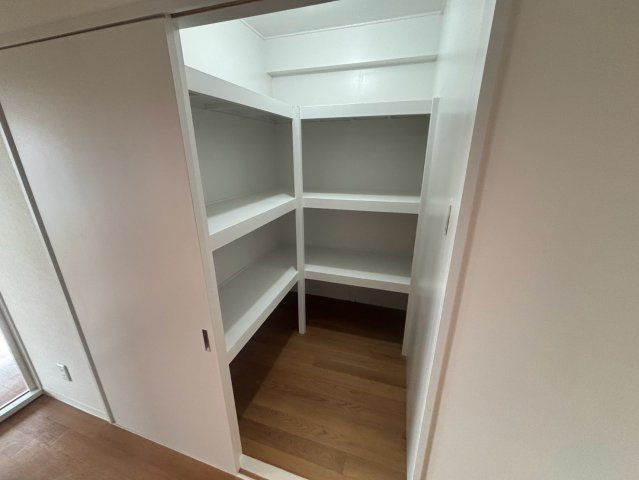 ハイム下鶴間の収納