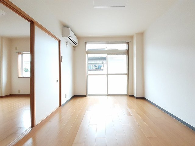 ボンレーブの内装
