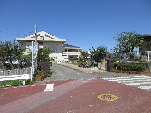 ランコントリヤン高浜・Ⅰの周辺|清里小学校まで650m