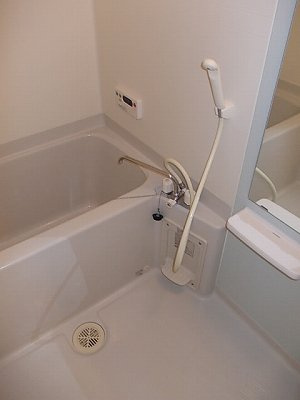 ピュア　ファースト菊池Ａの浴室