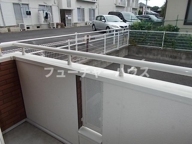 セレッソのバルコニー|暖かな日差しのふりそそぐバルコニー